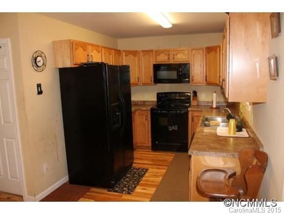 225 Central Avenue - Photo 8
