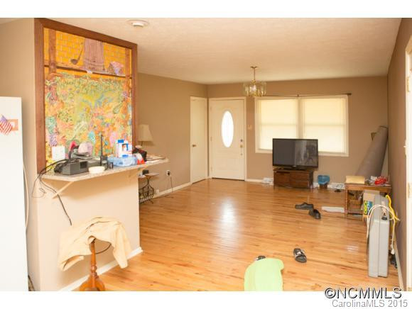 247 New Leicester Highway - Photo 3