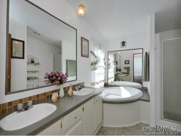 19 Greenway Drive - Photo 11