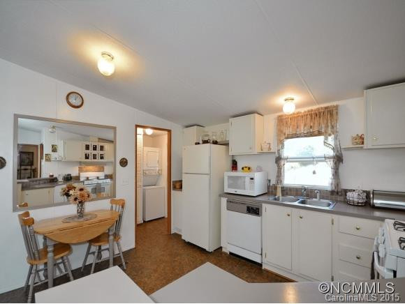 19 Greenway Drive - Photo 3
