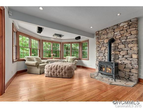 647 Pinners Cove - Photo 16