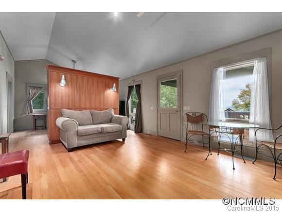 647 Pinners Cove - Photo 18