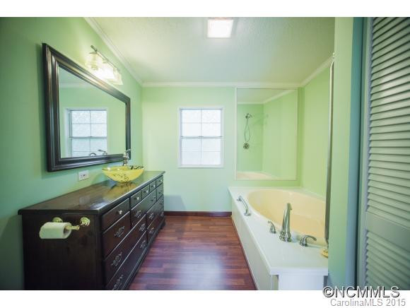 1703 Newfound Road - Photo 17