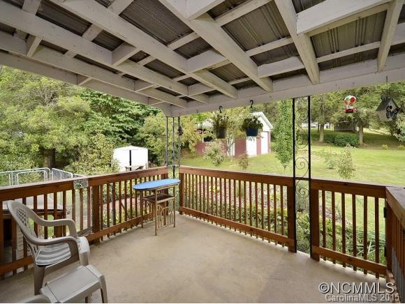 43 Hill Top Road - Photo 12