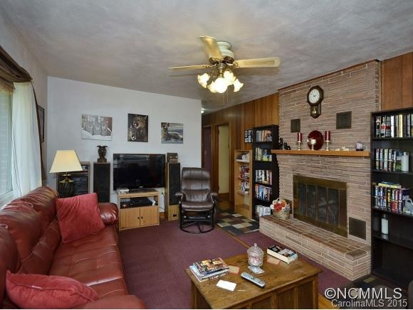 43 Hill Top Road - Photo 4