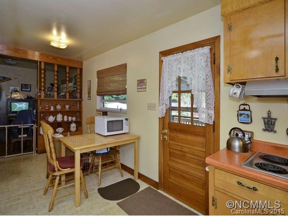 43 Hill Top Road - Photo 7