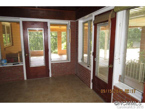 297 Ohio - Photo 17