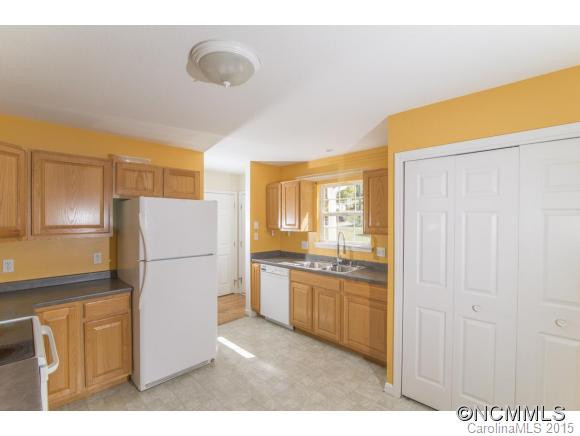 231 Merchant Street - Photo 10