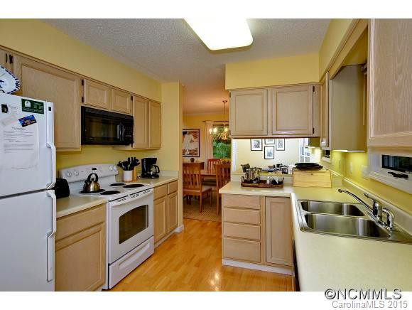 108 Broadmoor Drive - Photo 6