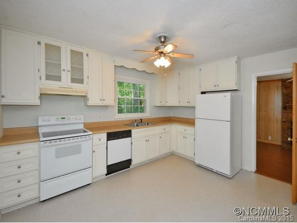 111 Wicklow Drive - Photo 3