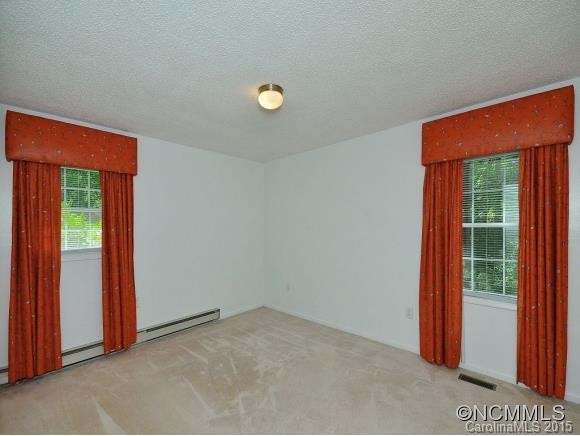 111 Wicklow Drive - Photo 6