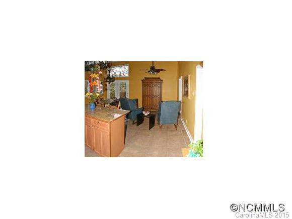65 Camelot Drive - Photo 4