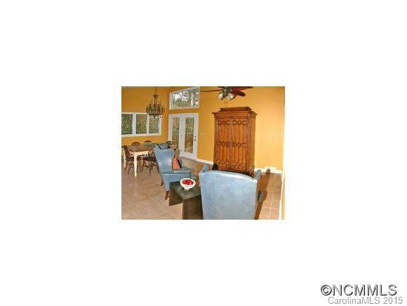 65 Camelot Drive - Photo 5