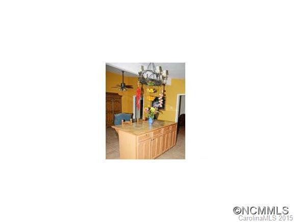 65 Camelot Drive - Photo 6