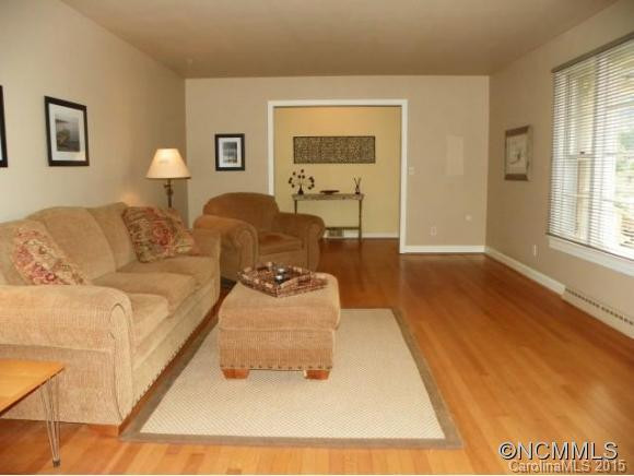 4 Oak Forest Court - Photo 4