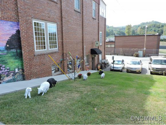 427 Mother-in-law Lane - Photo 22