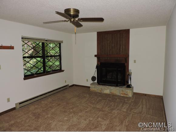 427 Mother-in-law Lane - Photo 8