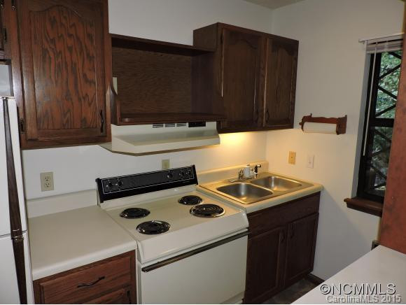 427 Mother-in-law Lane - Photo 10