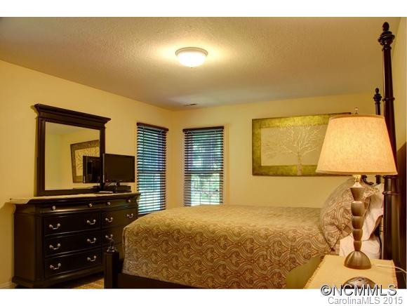 15 Weston Heights Drive - Photo 10