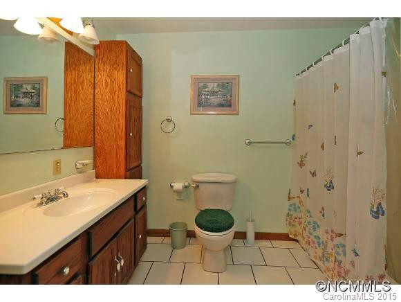57 Stonecrest Heights - Photo 15