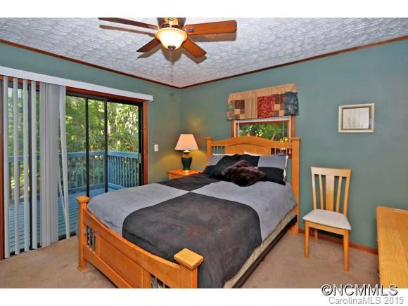 57 Stonecrest Heights - Photo 10