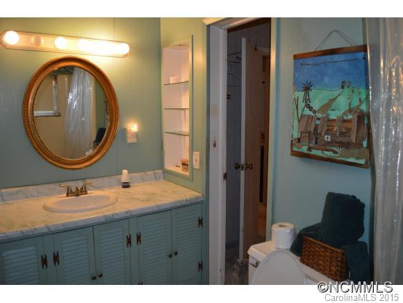 710 Bryan Avenue - Photo 13