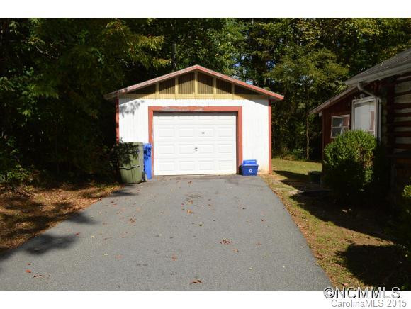 710 Bryan Avenue - Photo 3