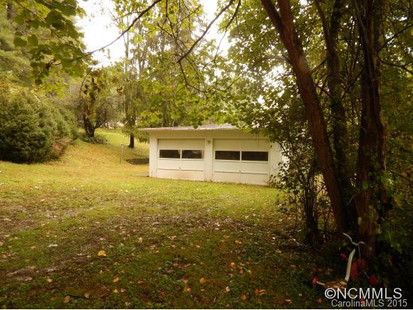 441 Hillside Terrace - Photo 13
