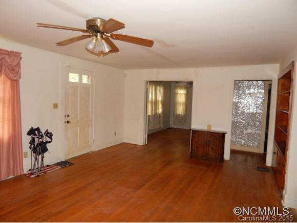 441 Hillside Terrace - Photo 18