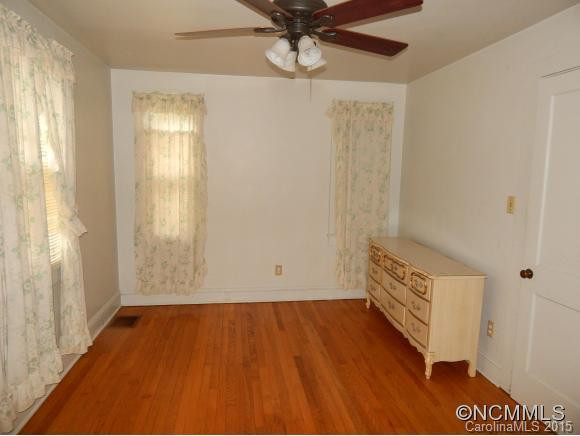 441 Hillside Terrace - Photo 20