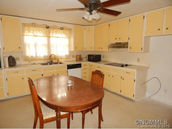 441 Hillside Terrace - Photo 21