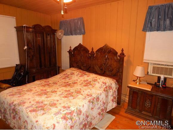 441 Hillside Terrace - Photo 22
