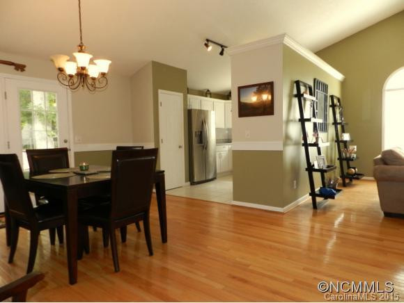 10 Winding Oak Drive - Photo 4