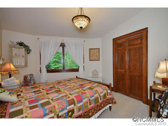 76 Falling Waters Road - Photo 12