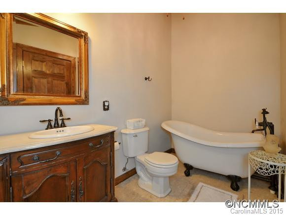 76 Falling Waters Road - Photo 13