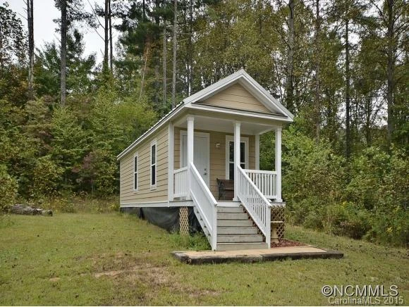 597 Rustic Heights Road