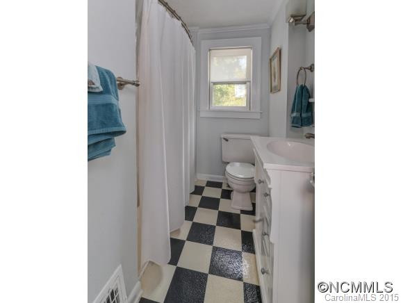 44 Collenwood Road - Photo 18