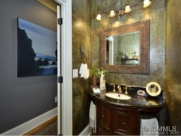 1903 Country Club Road - Photo 12