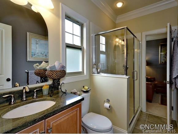 1903 Country Club Road - Photo 19