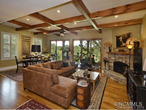 1903 Country Club Road - Photo 4
