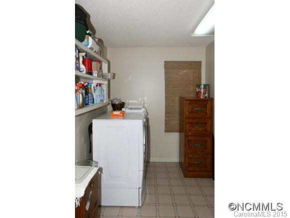 130 Azalea - Photo 16