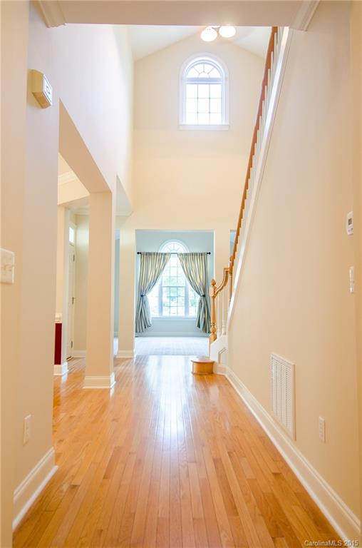124 Mountain Drive - Photo 3