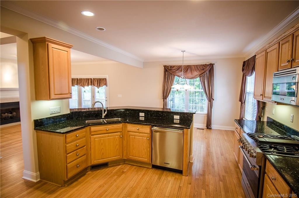 124 Mountain Drive - Photo 8