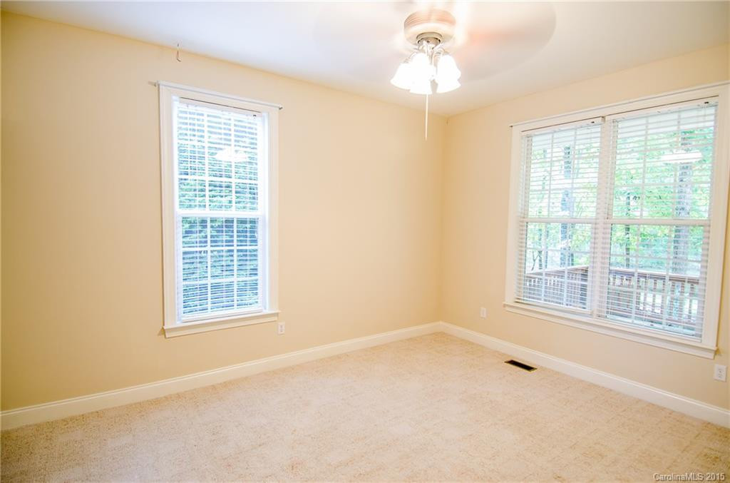 124 Mountain Drive - Photo 10