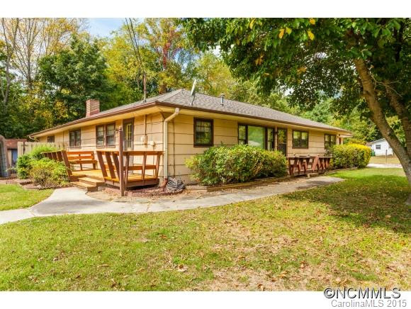 17 Dogwood Terrace