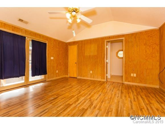 17 Dogwood Terrace - Photo 11