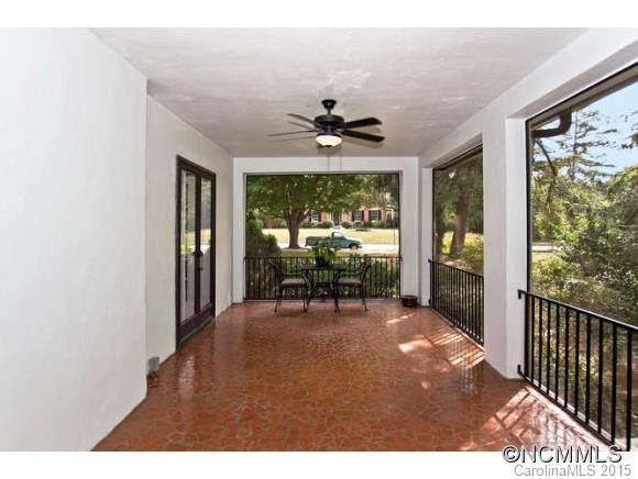 170 Kimberly Avenue - Photo 2