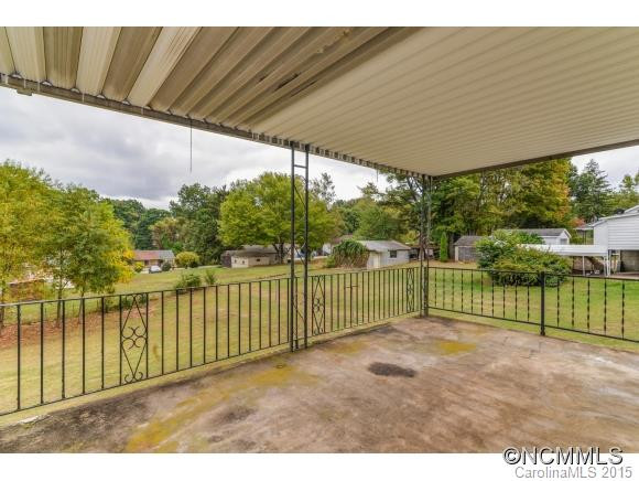 15 Sandhurst Drive - Photo 13