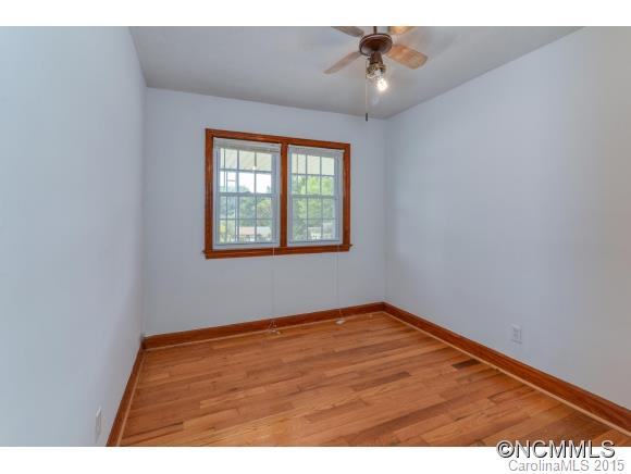15 Sandhurst Drive - Photo 17