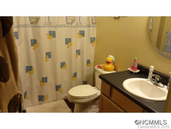 124 Lynnbrook - Photo 12